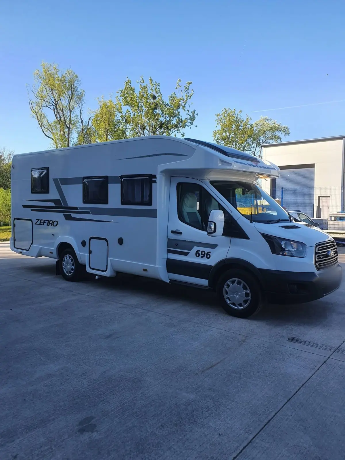 Roller Team Zefiro motorhome with grey side graphics